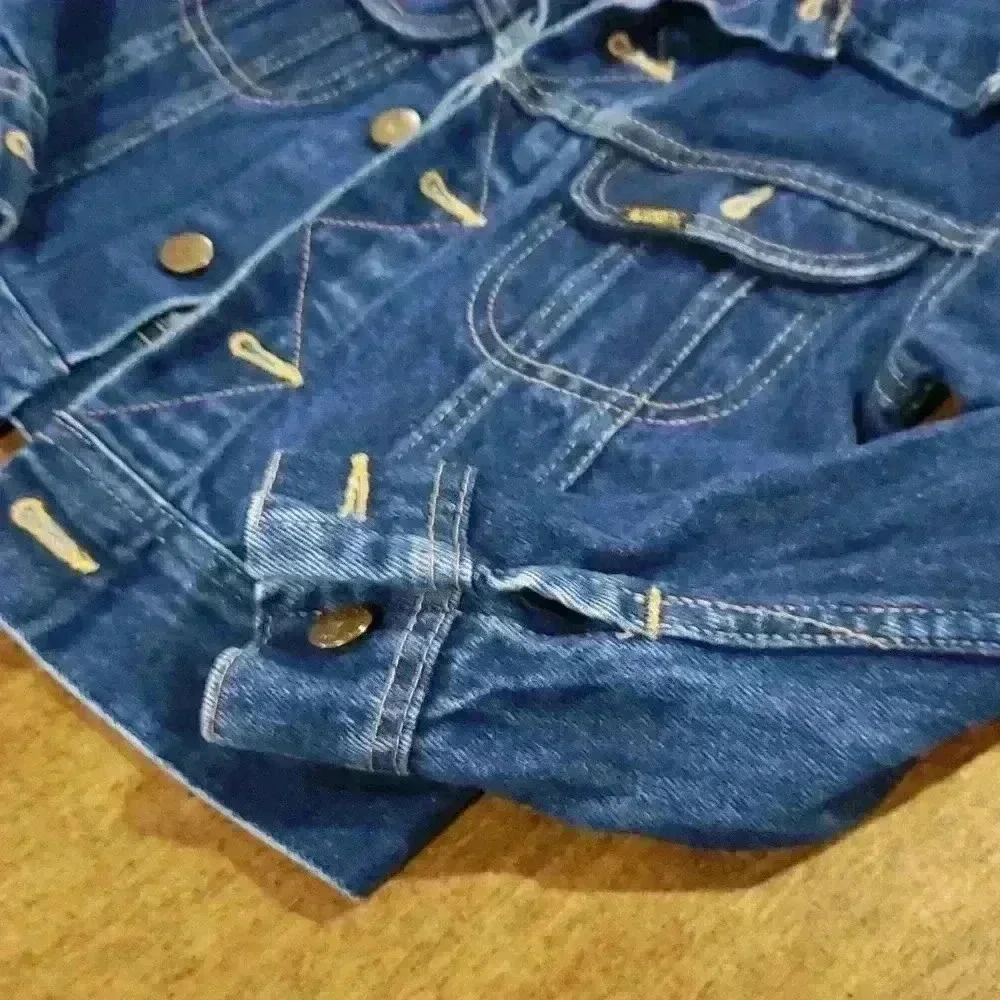 Lee Youth Jean Jacket Size 8